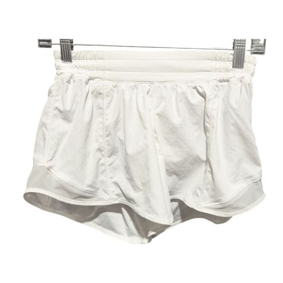 LULULEMON ATHLETICA Hotty Hot Short II 'Long 4" In White Size 4 - Picture 3 of 4